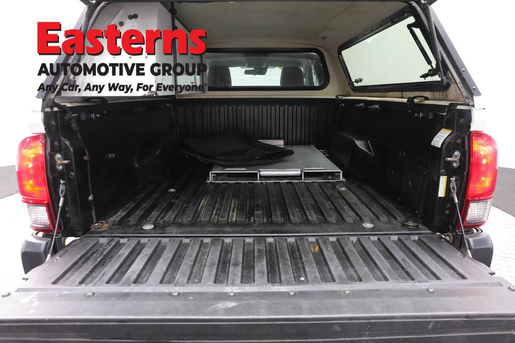 Used 2020 Toyota Tacoma SR RWD image 9