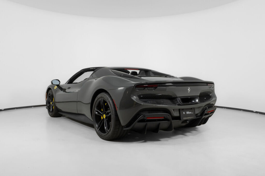 Used 2025 Ferrari 296 GTS image 4