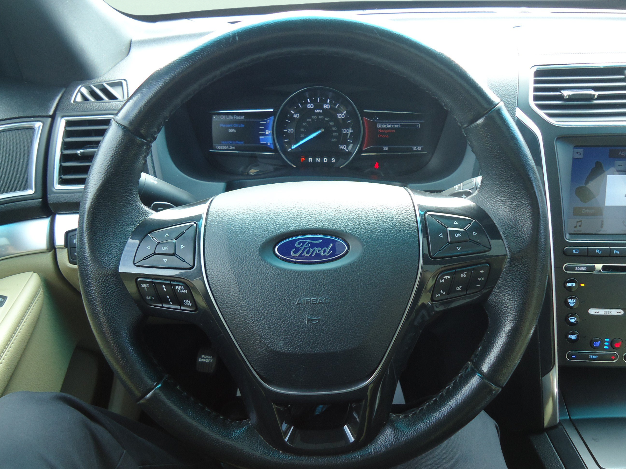 Used 2017 Ford Explorer Limited w/ Equipment Group 301A AWD/4WD image 12