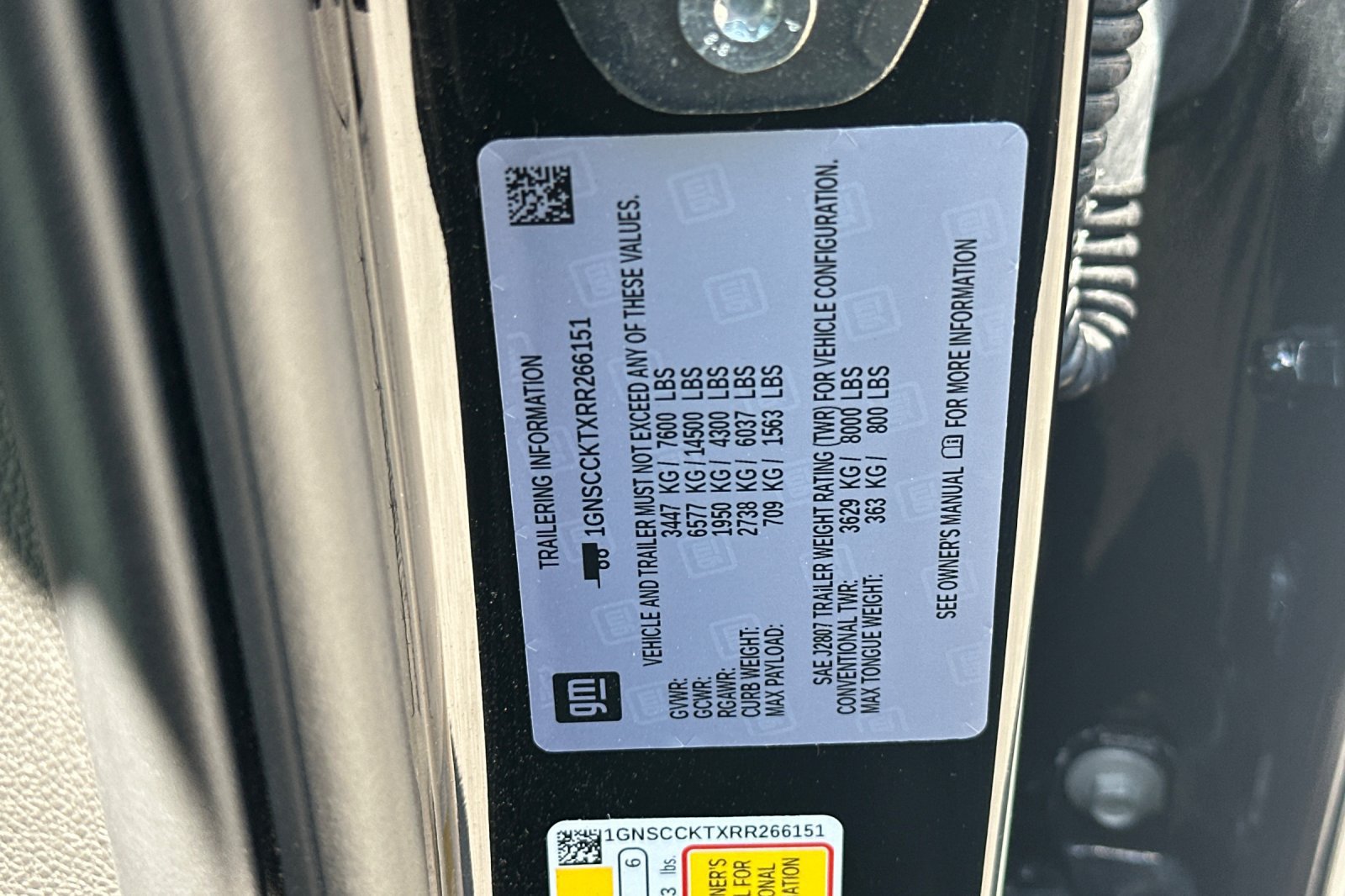 Used 2024 Chevrolet Suburban LT w/ LT Signature Plus Package RWD image 40