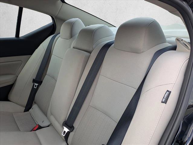 Used 2025 Nissan Altima 2.5 SV AWD/4WD image 14