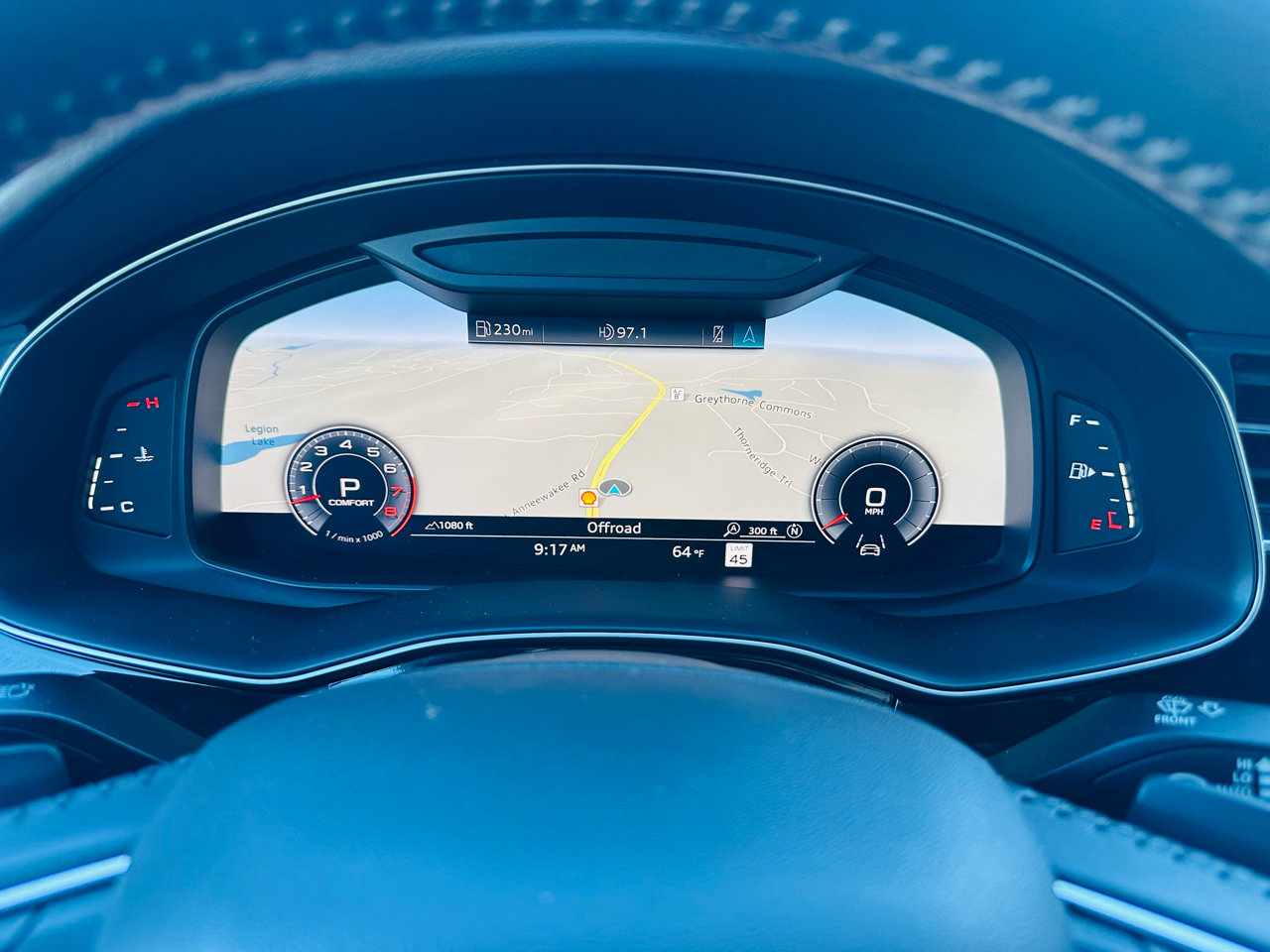 Used 2019 Audi Q8 Prestige image 26