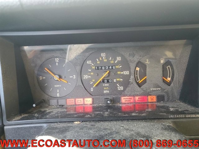 Used 1989 Volvo 240 DL image 9