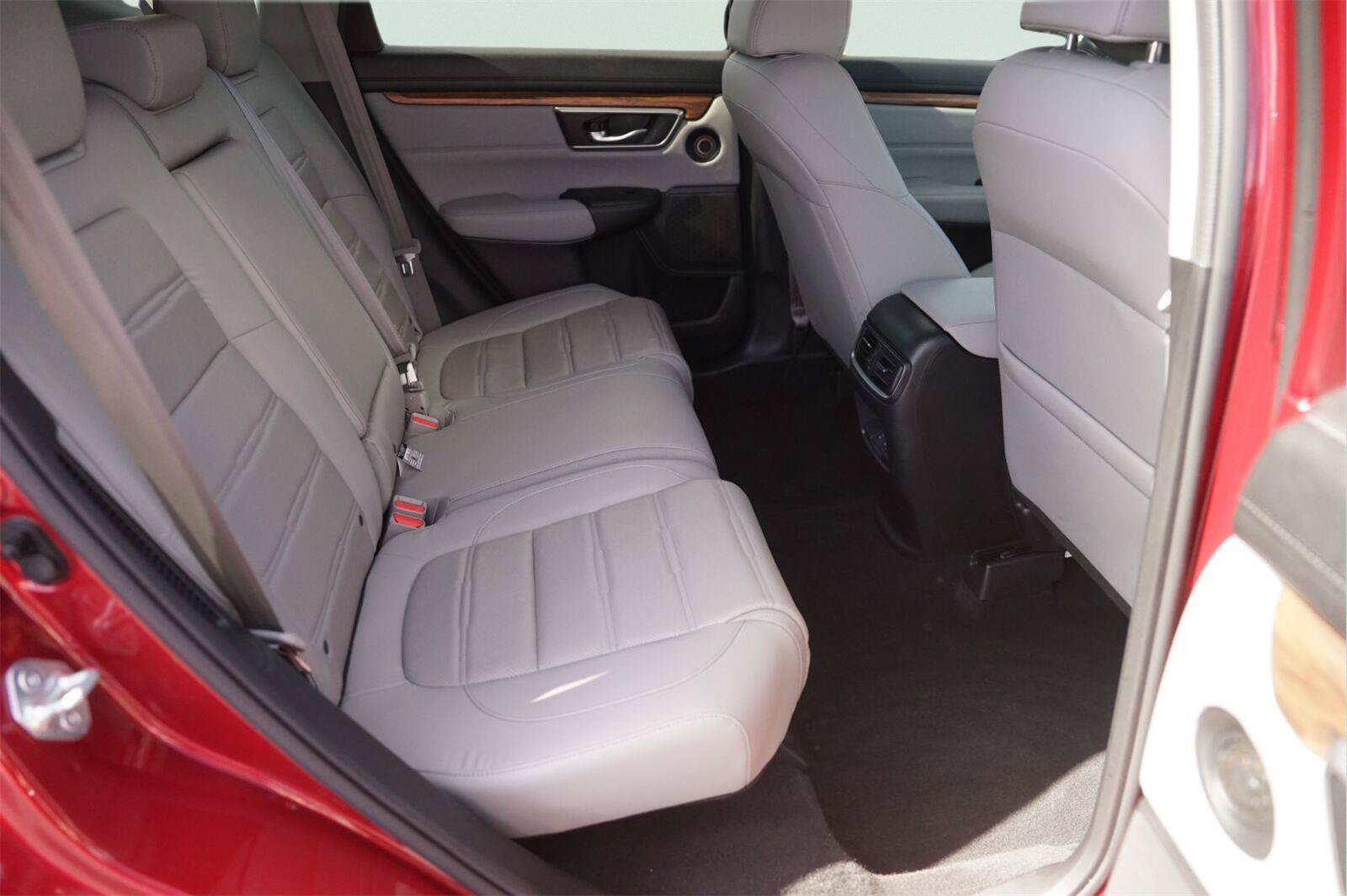 Used 2022 Honda CR-V Touring image 16