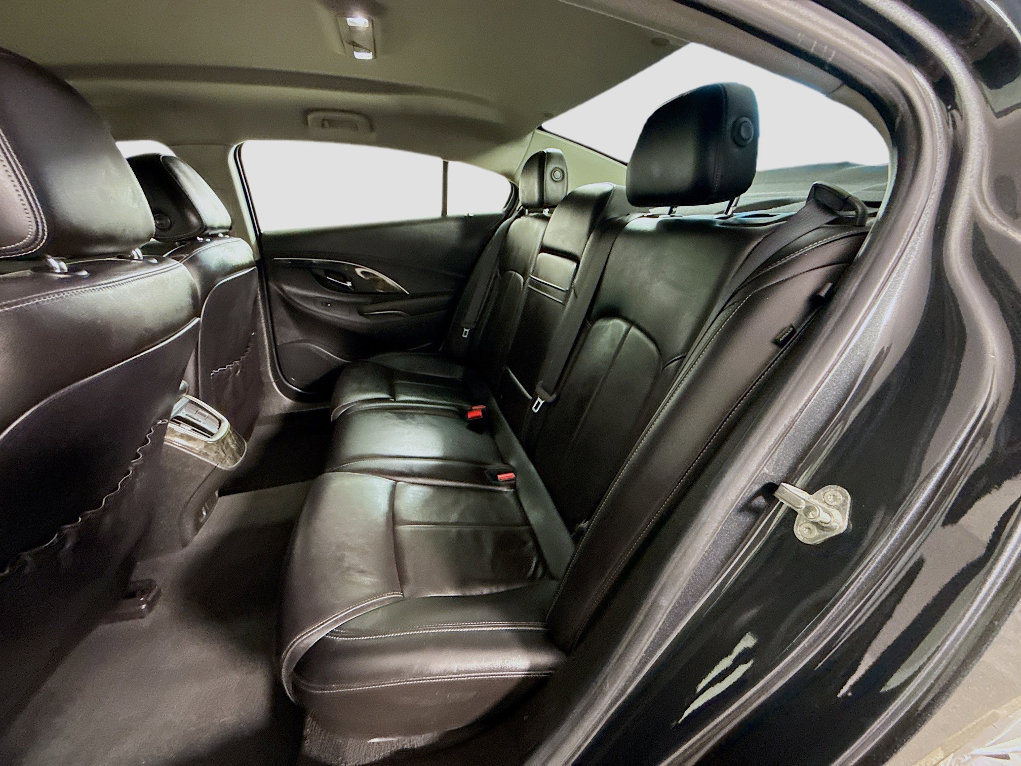 Used 2016 Buick LaCrosse Leather image 25