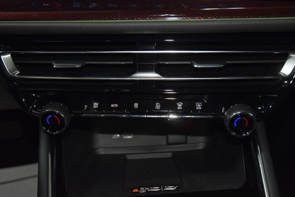 New 2026 Chevrolet Traverse RS AWD/4WD image 34