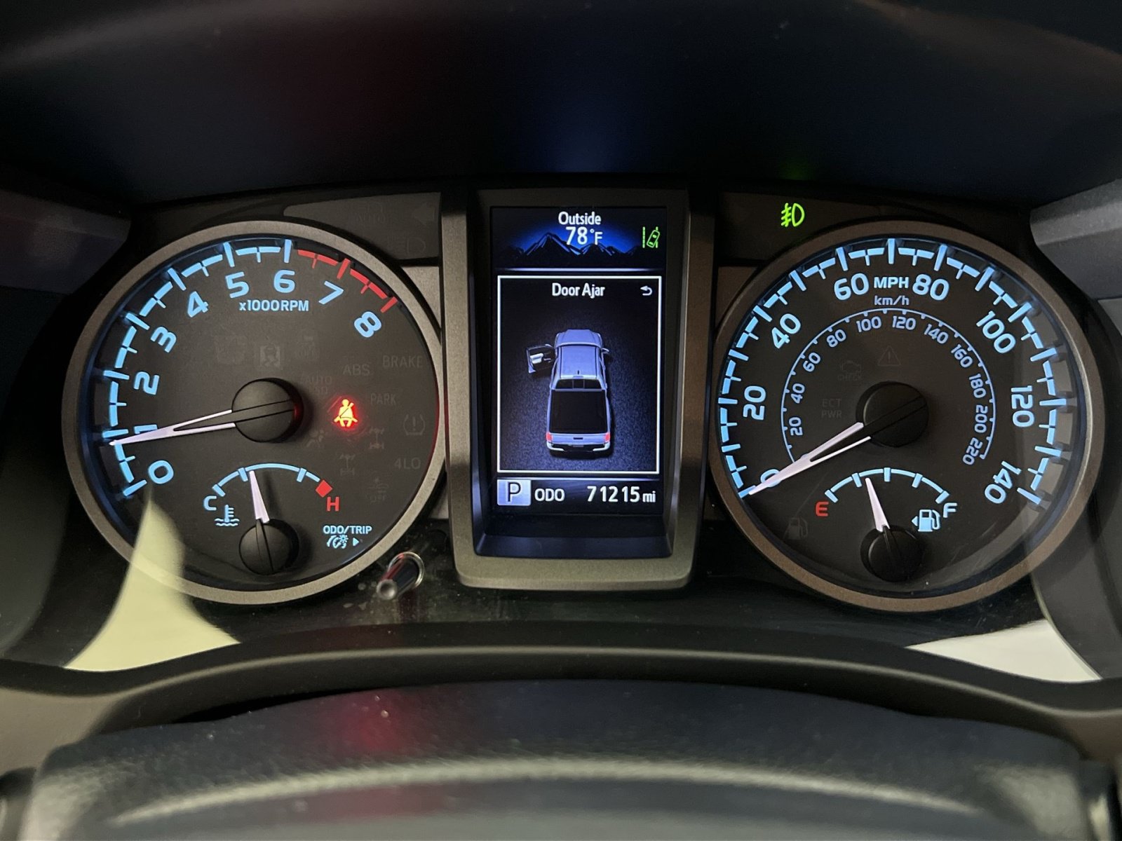 Used 2019 Toyota Tacoma TRD Off-Road AWD/4WD image 16