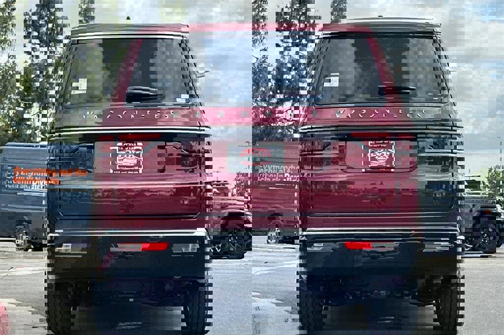 New 2025 Jeep Wagoneer 4WD image 5