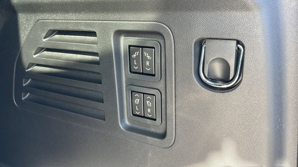 New 2026 Buick Enclave Preferred w/ Power Package image 23