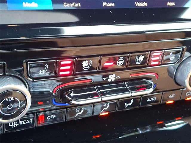 Used 2024 Jeep Grand Cherokee Summit image 19