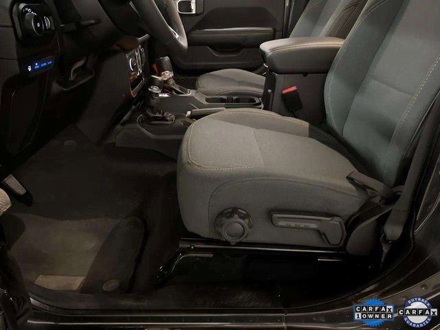 Used 2025 Jeep Wrangler Unlimited Sahara w/ Safety Group image 60