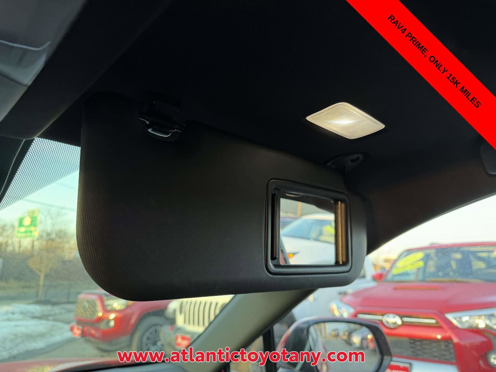Used 2024 Toyota RAV4 SE w/ Weather & Moonroof Package image 33
