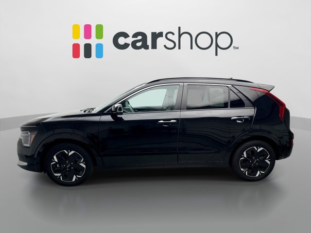 Used 2023 Kia Niro Wave w/ Wave Preserve Package FWD image 2