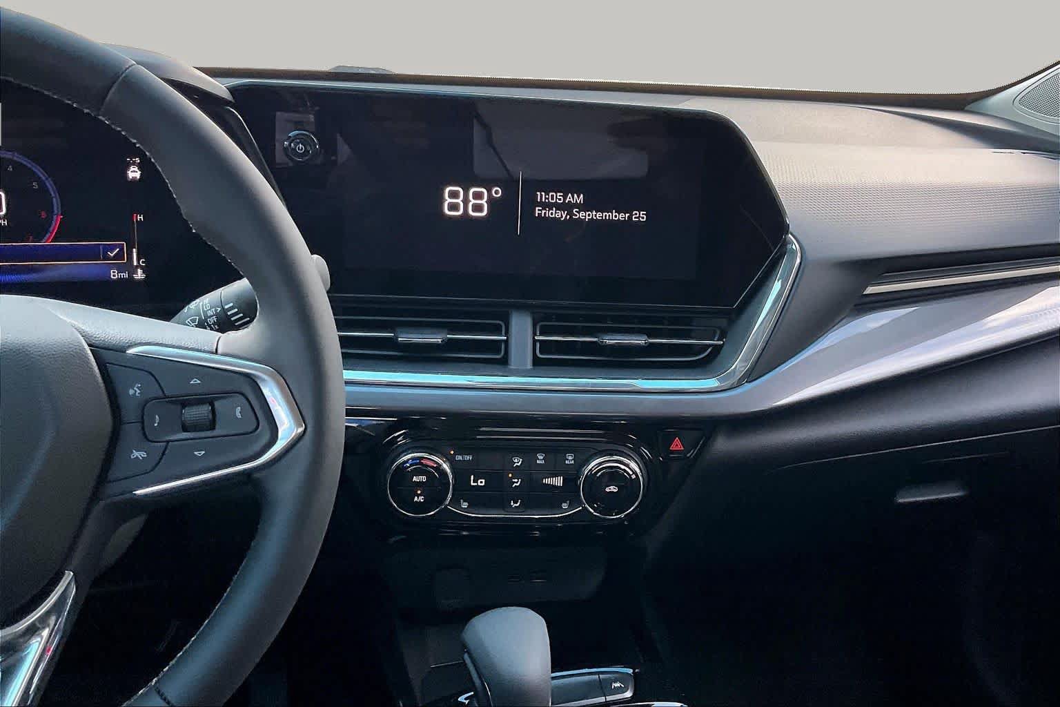 New 2026 Chevrolet Trax ACTIV w/ Driver Confidence Package FWD image 6
