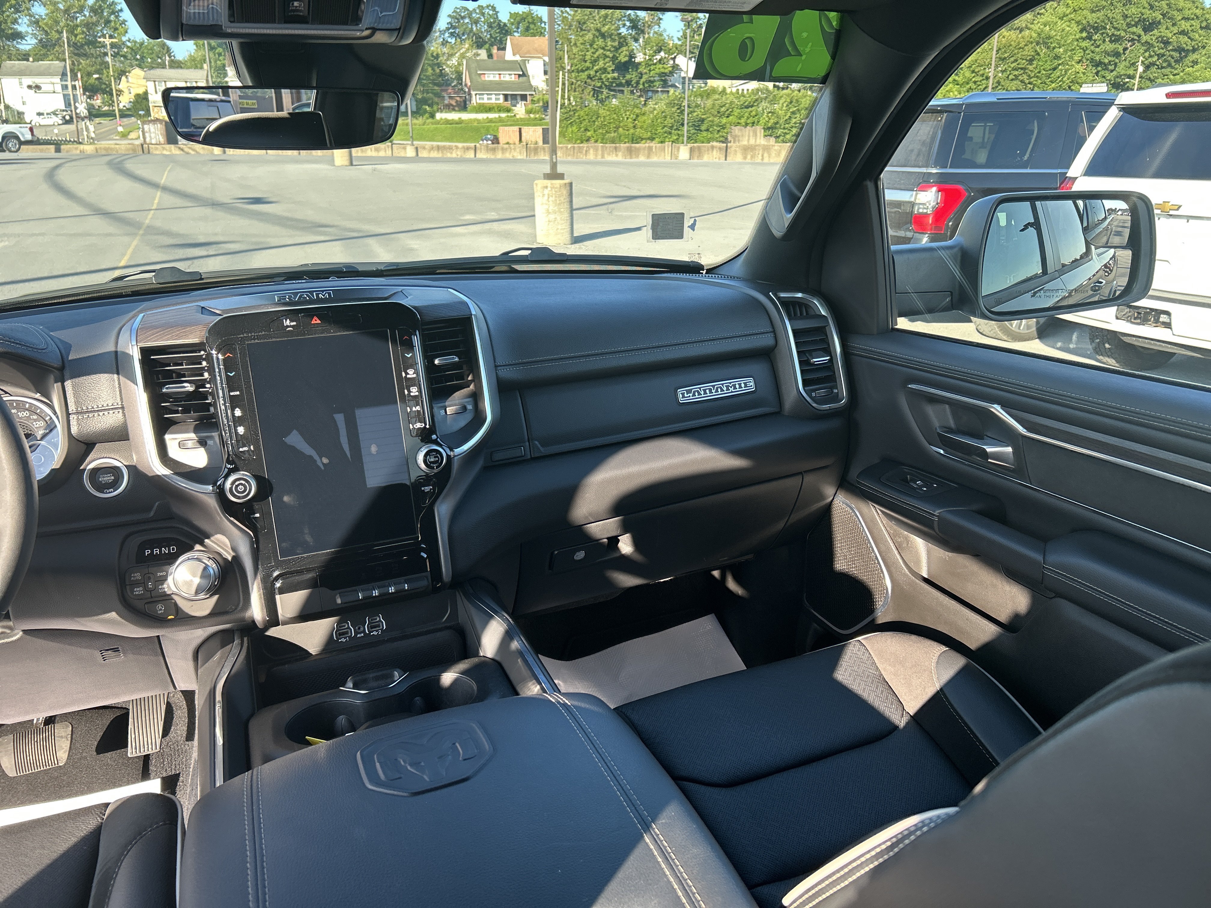Used 2026 RAM 1500 Laramie AWD/4WD image 7
