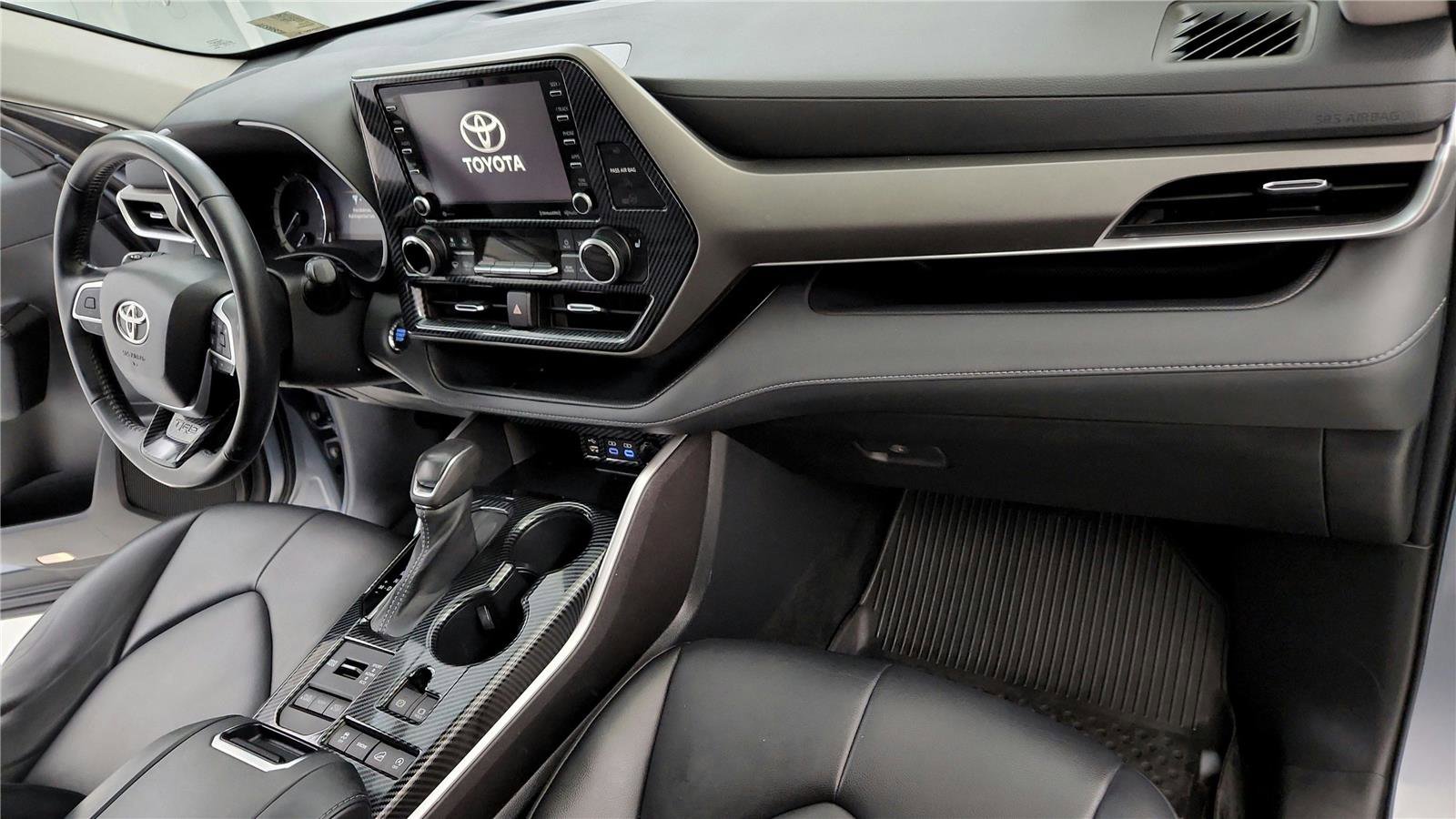 Certified 2022 Toyota Highlander XLE image 28