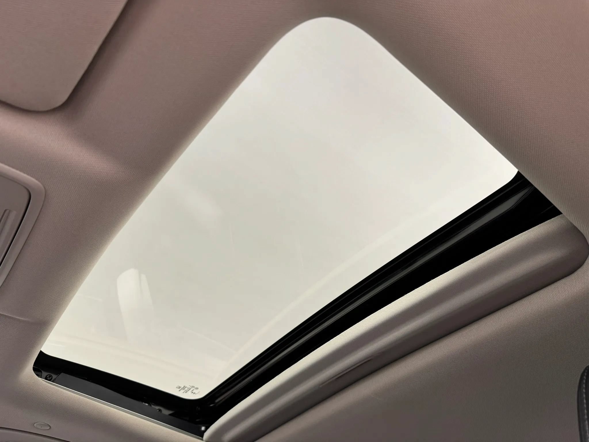 Used 2025 Honda CR-V EX-L image 23