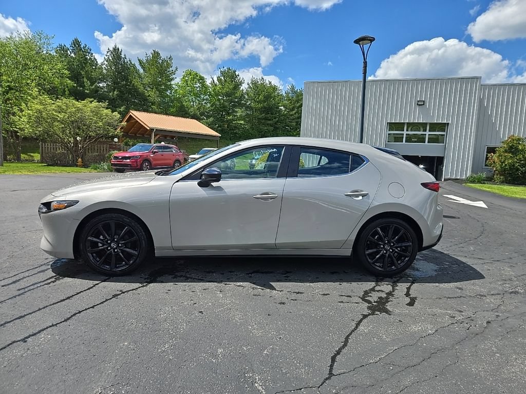 Used 2024 MAZDA MAZDA3 s FWD image 9