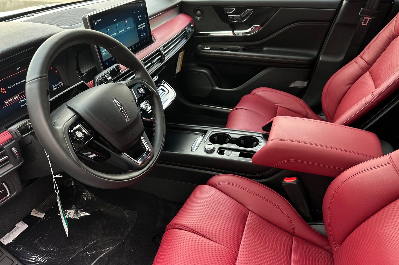 New 2026 Lincoln Corsair Grand Touring image 9