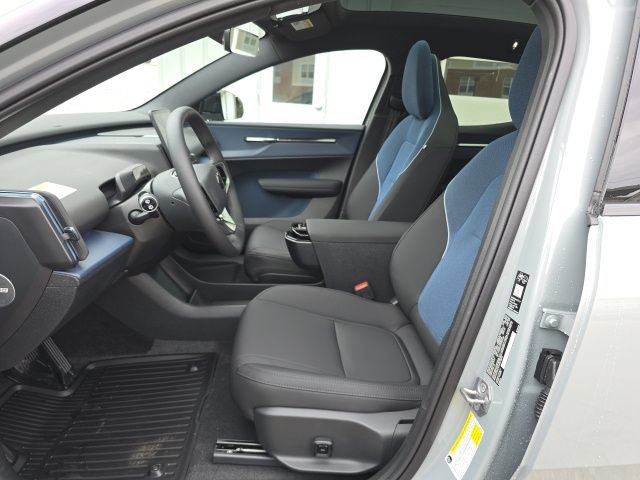 New 2026 Volvo EX30 Cross Country Ultra w/ Protection Package AWD/4WD image 23