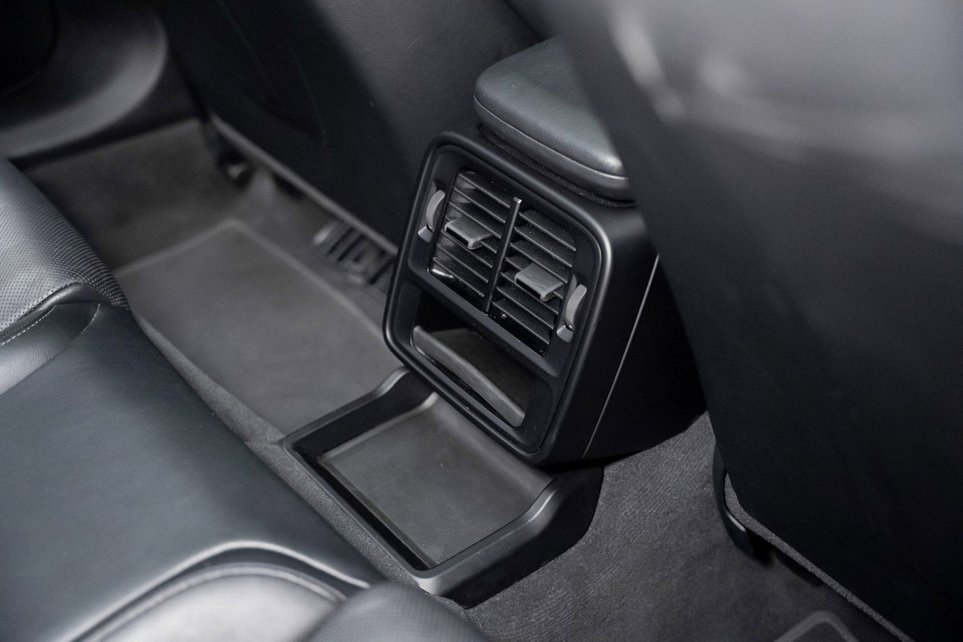 Used 2022 Porsche Taycan image 67