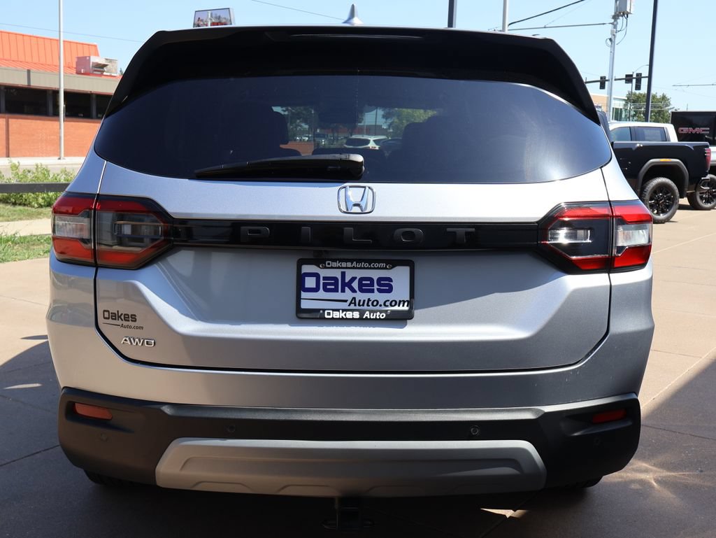 Used 2025 Honda Pilot EX-L image 5