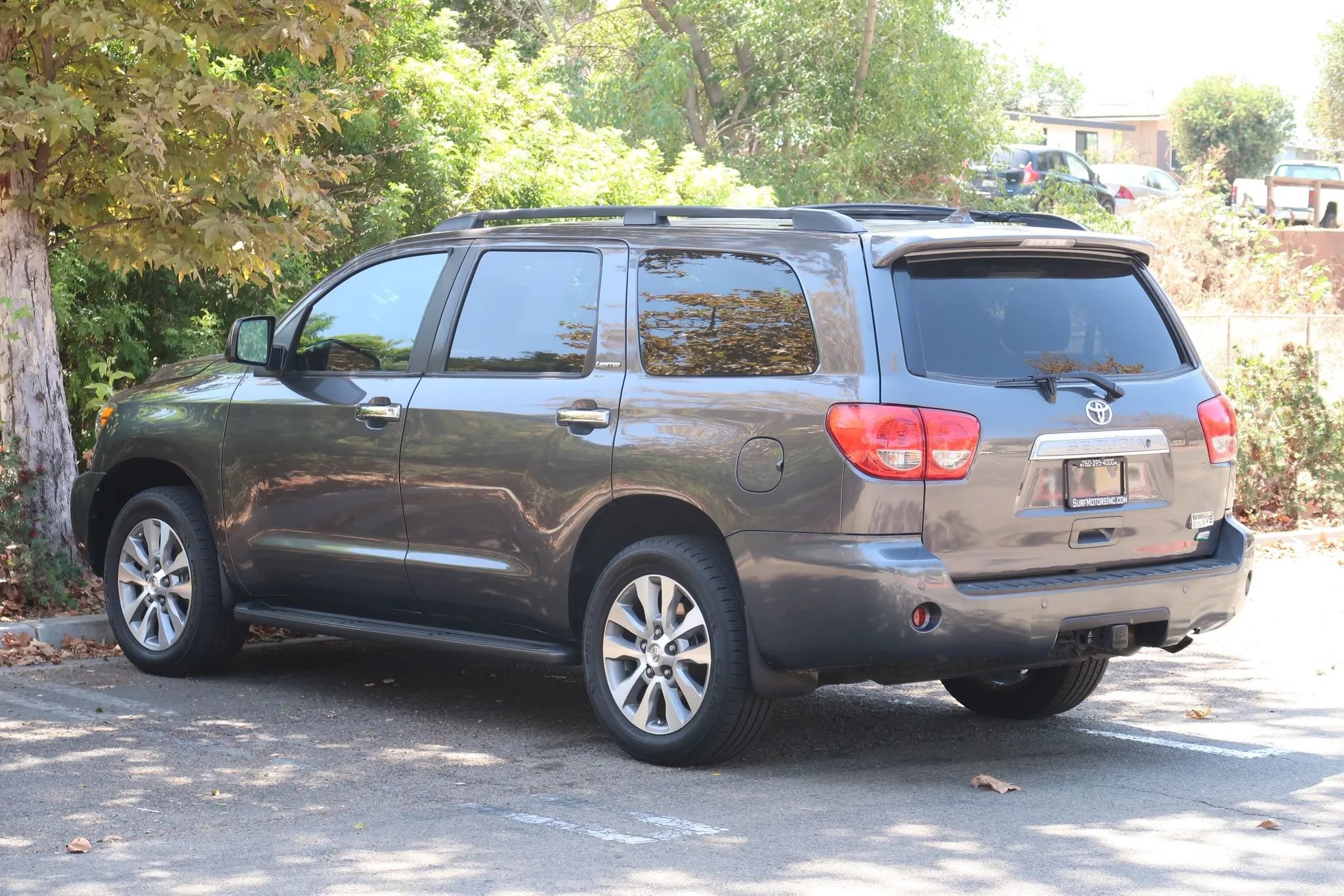 Used 2013 Toyota Sequoia Limited AWD/4WD image 4