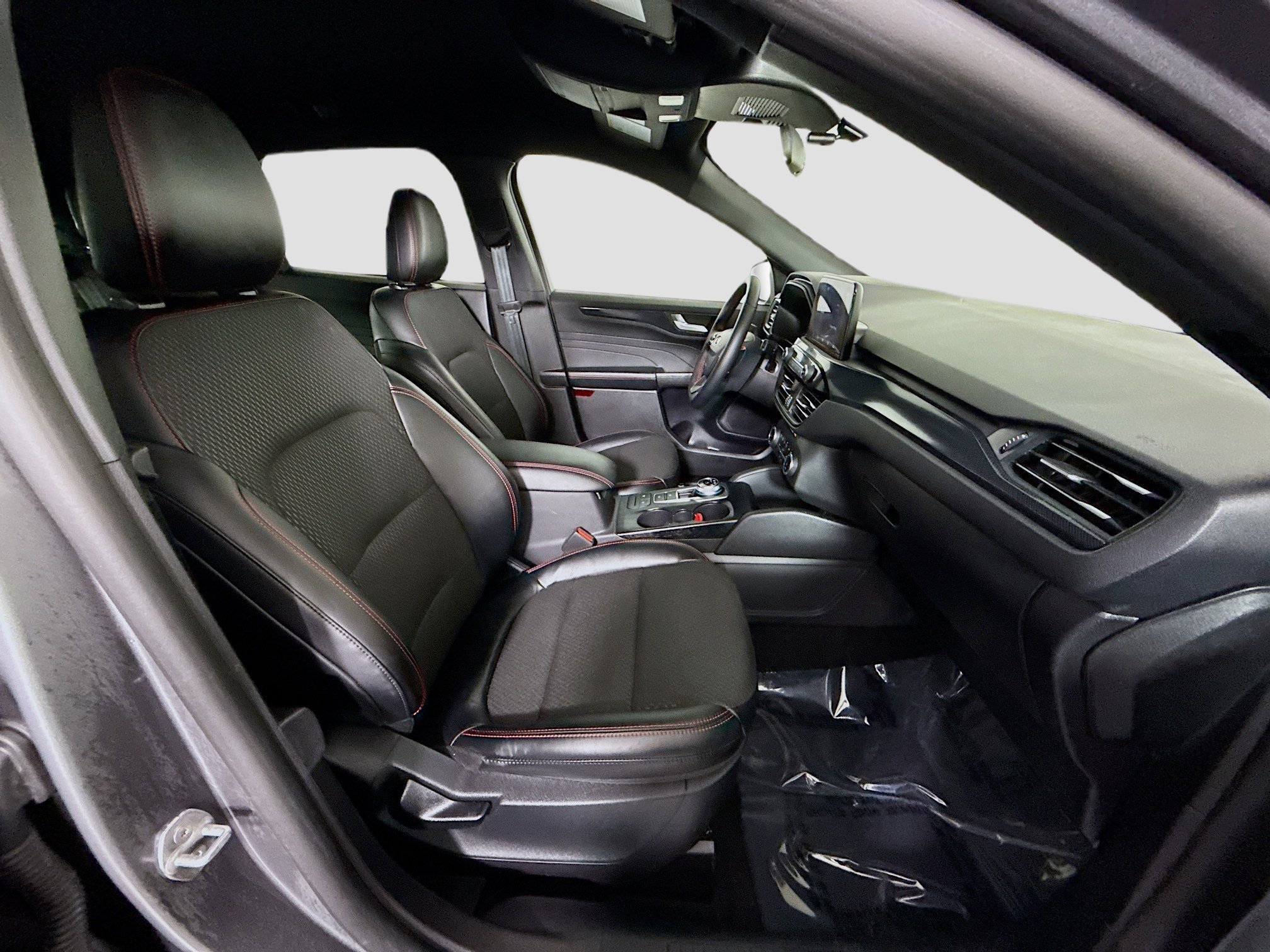 Used 2026 Ford Escape ST-Line image 29