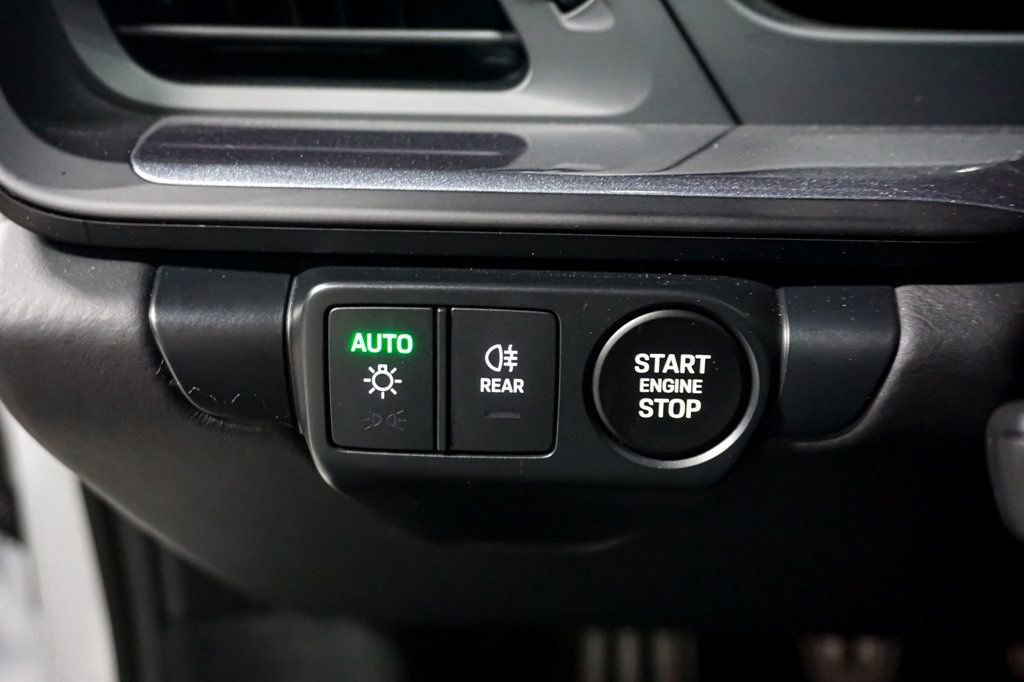 Used 2025 Porsche 911 Carrera T RWD image 63