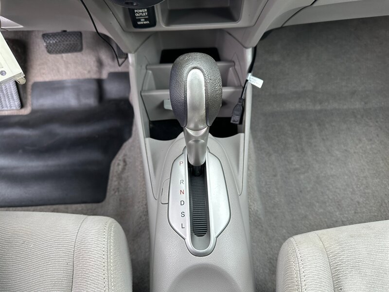 Used 2010 Honda Insight LX image 20