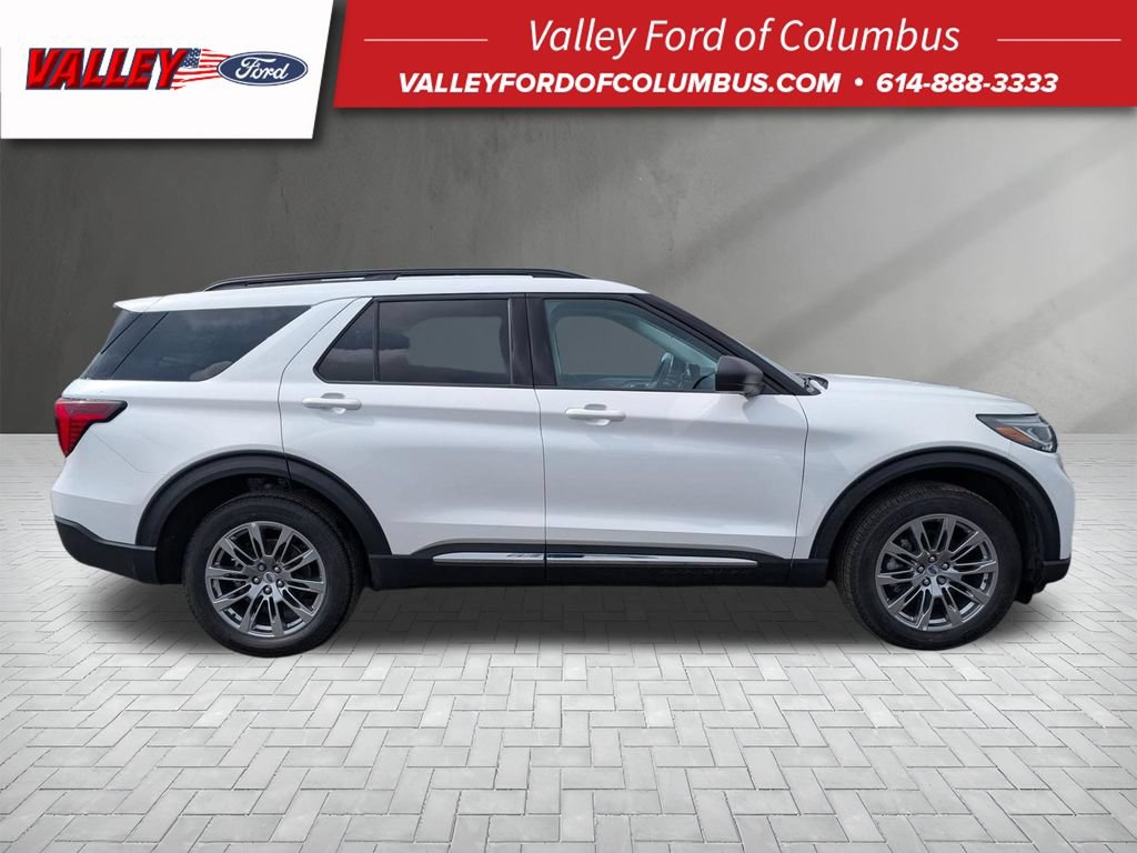 New 2025 Ford Explorer Active w/ Active Comfort Package AWD/4WD image 11