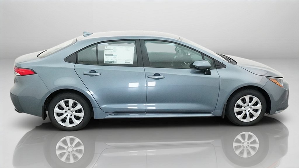 New 2027 Toyota Corolla LE FWD image 21