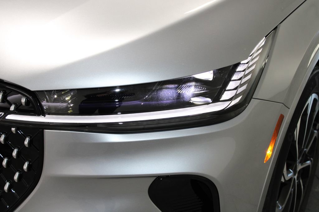 New 2026 Lincoln Nautilus Reserve image 57