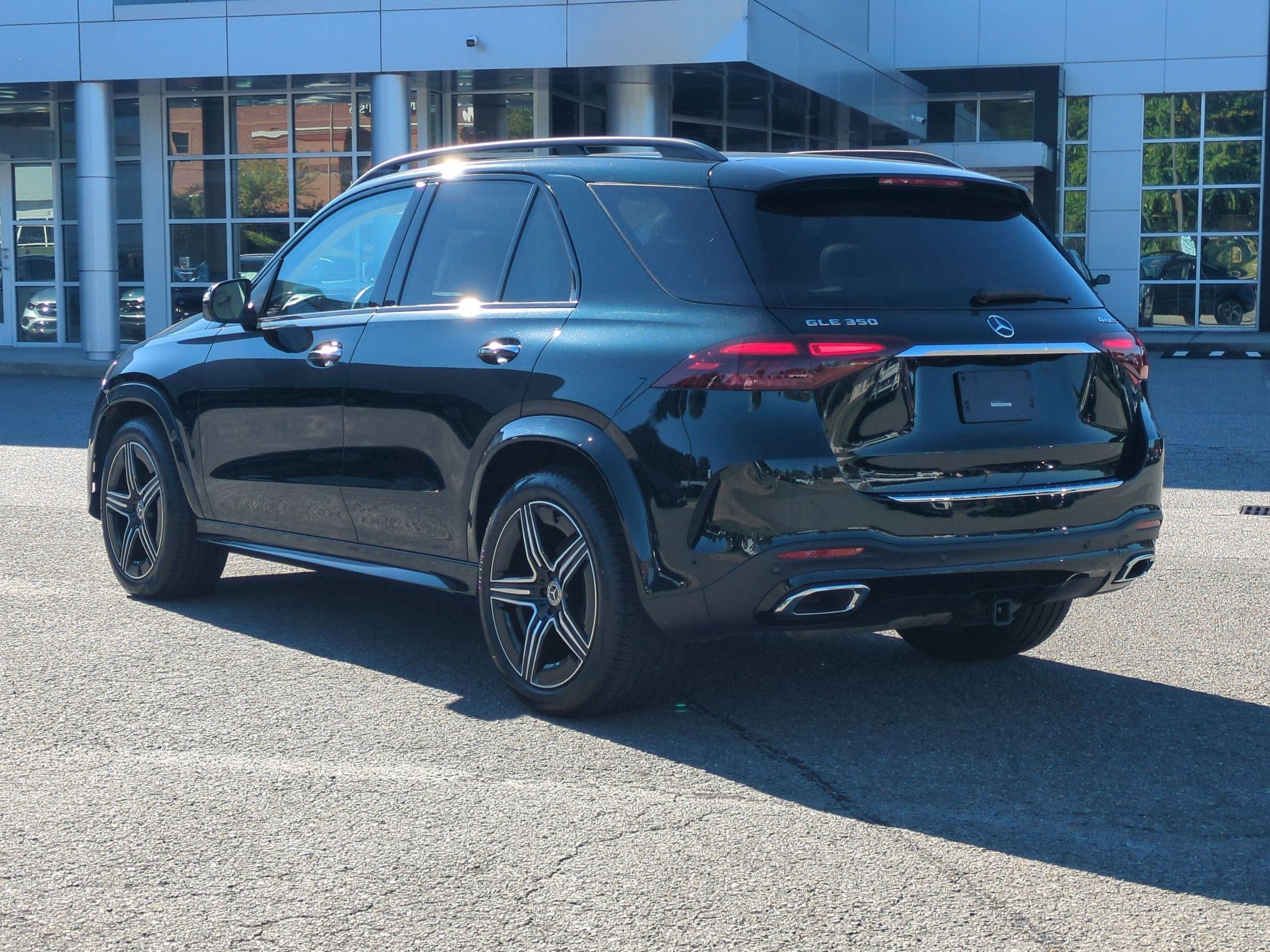 Certified 2024 Mercedes-Benz GLE 350 4MATIC image 5