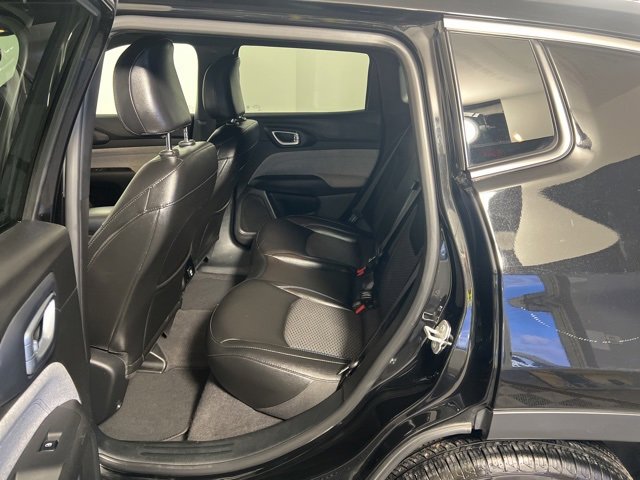 Certified 2024 Jeep Compass Latitude image 23