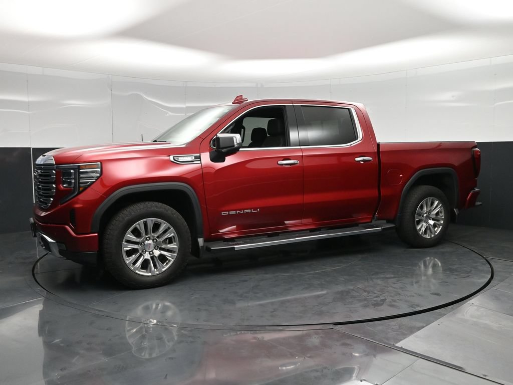 Used 2024 GMC Sierra 1500 Denali w/ Technology Package AWD/4WD image 8
