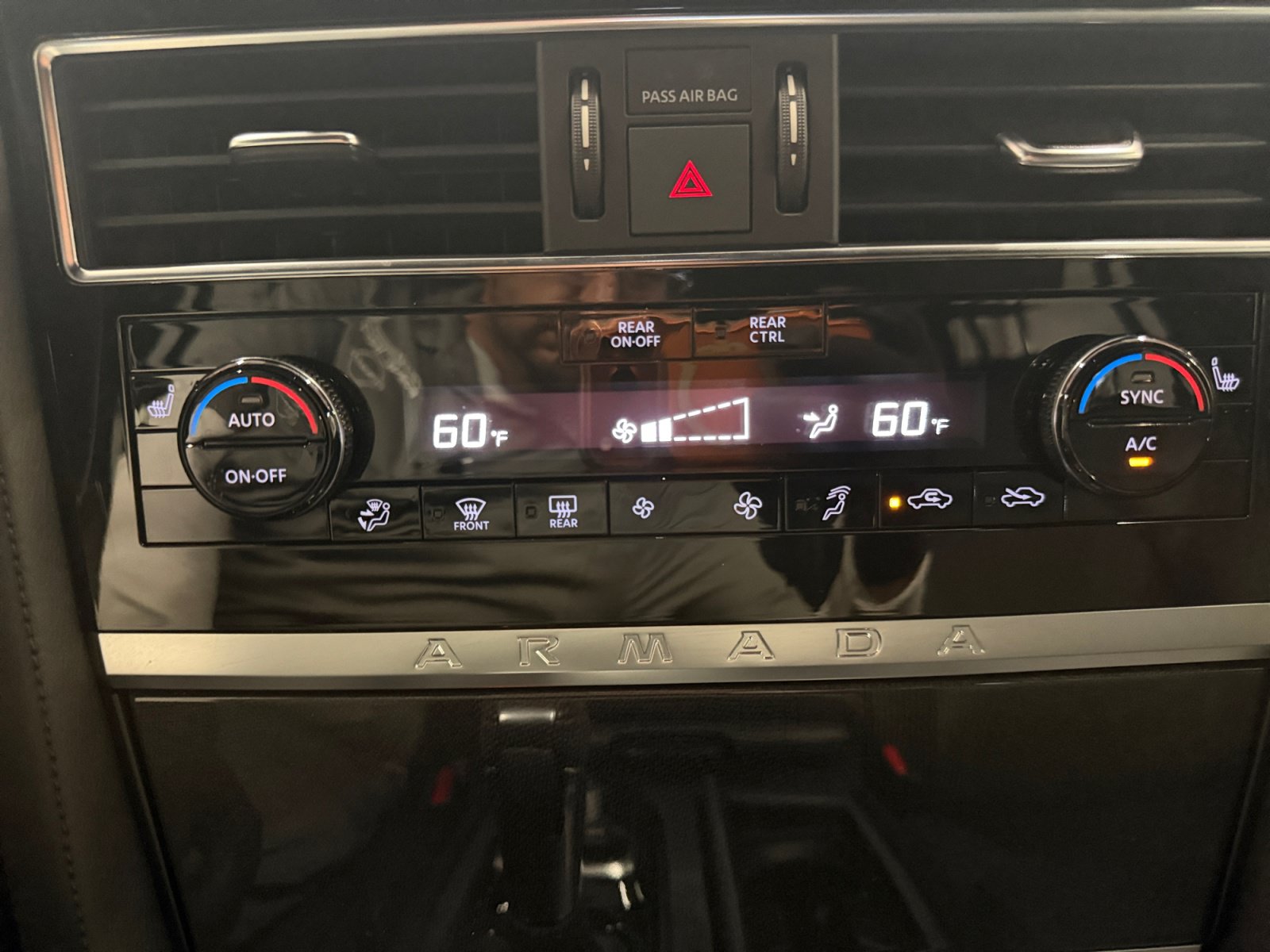 Used 2024 Nissan Armada SL w/ Midnight Edition Package RWD image 20