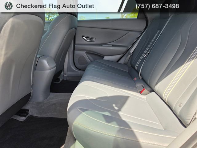 Used 2022 Hyundai Elantra SEL w/ Convenience Package image 36