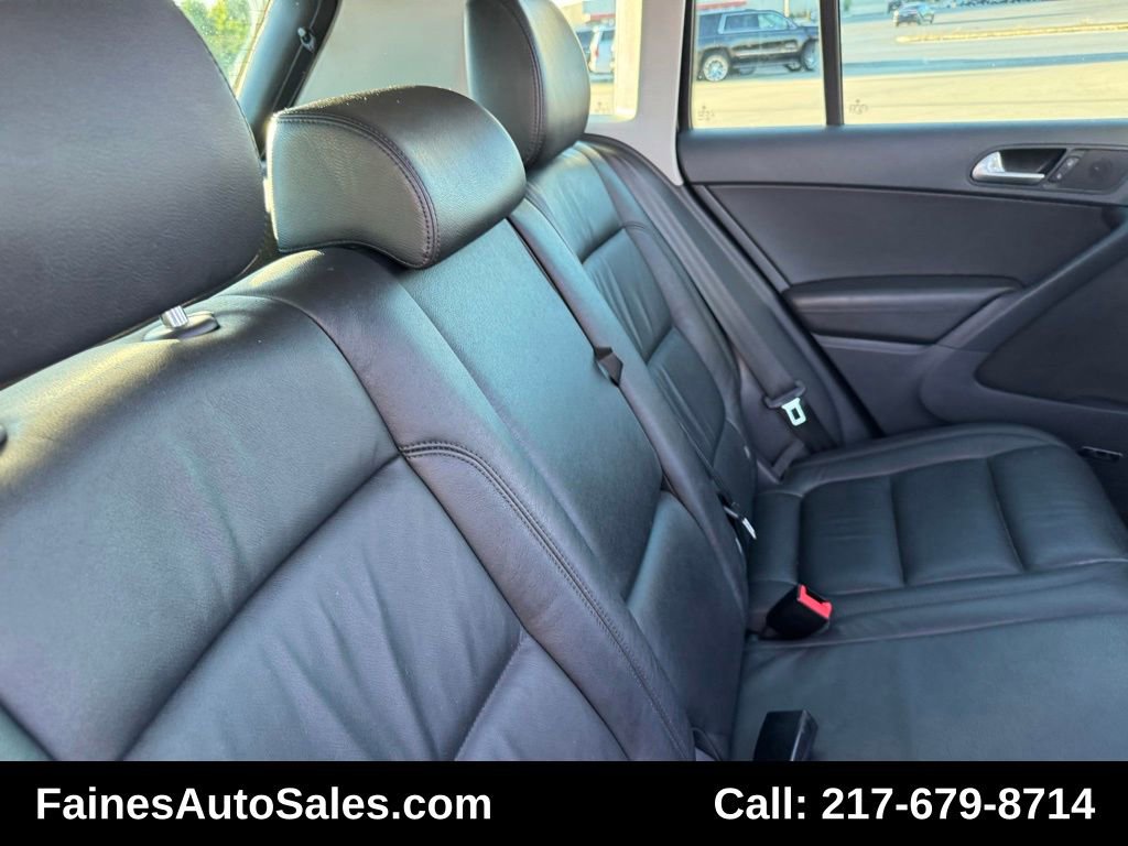 Used 2017 Volkswagen Tiguan SEL image 57