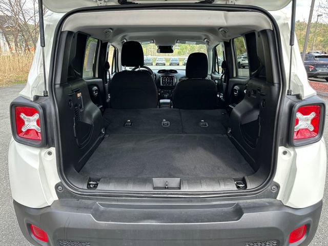 Used 2023 Jeep Renegade Latitude AWD/4WD image 22