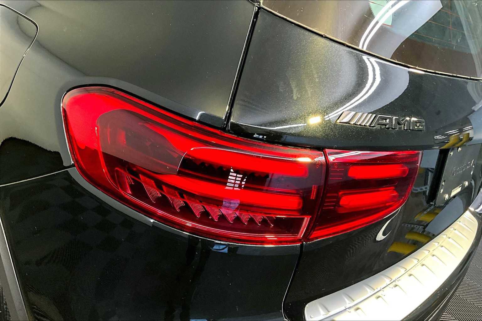 New 2026 Mercedes-Benz GLB 35 AMG 4MATIC image 5