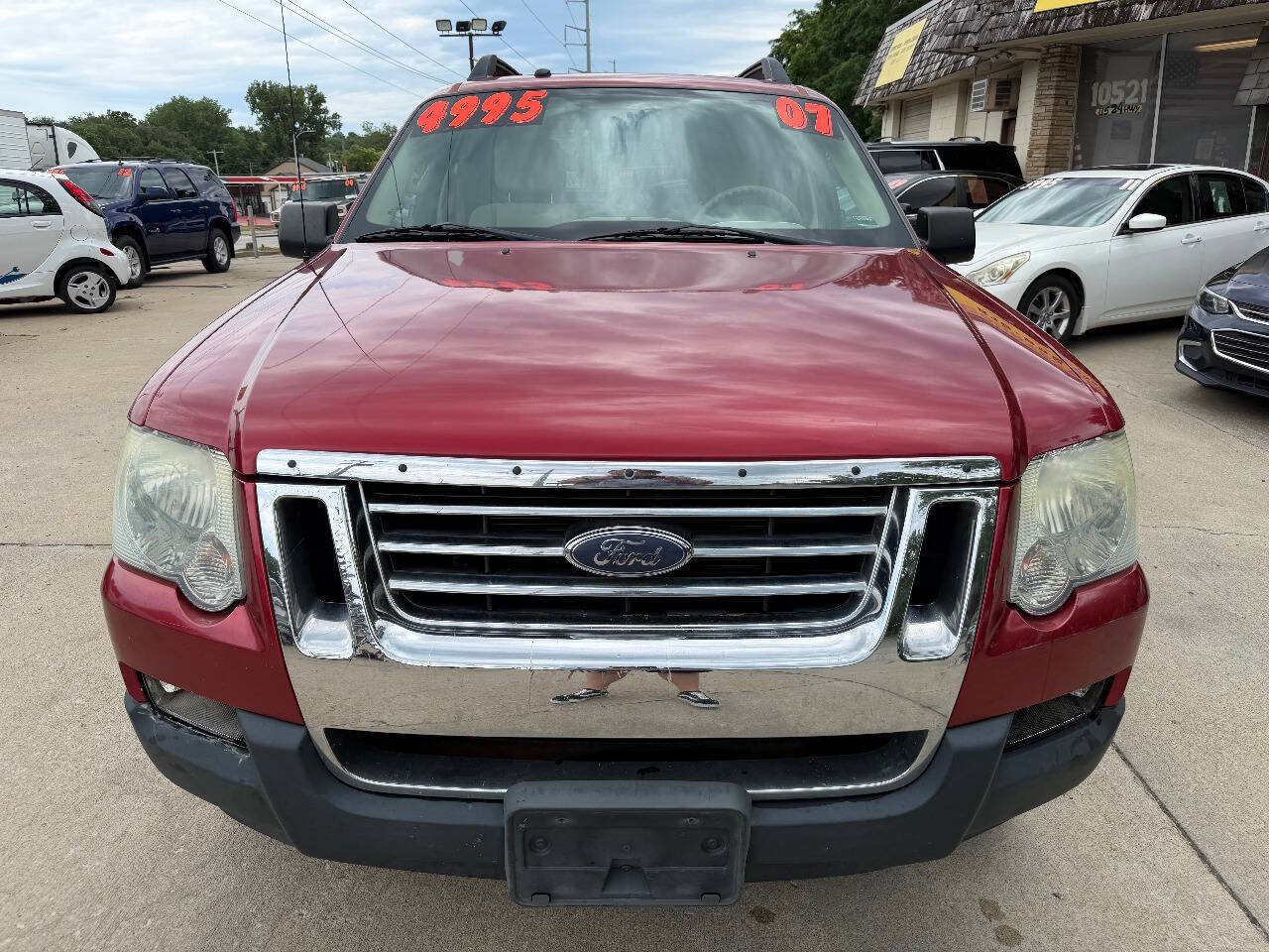 Used 2007 Ford Explorer Sport Trac XLT RWD image 2