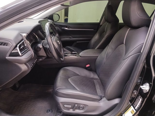 Used 2021 Toyota Camry XSE image 12