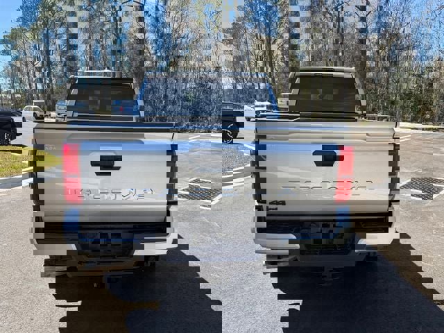 Used 2025 Toyota Tacoma TRD Off-Road image 9