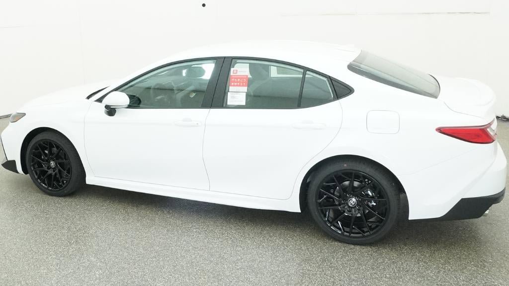 New 2026 Toyota Camry SE FWD image 4