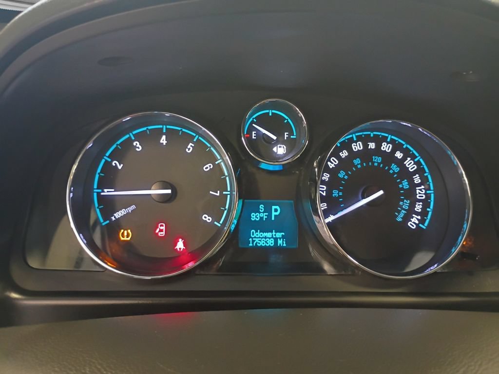 Used 2014 Chevrolet Captiva Sport LT w/ Convenience Package FWD image 11