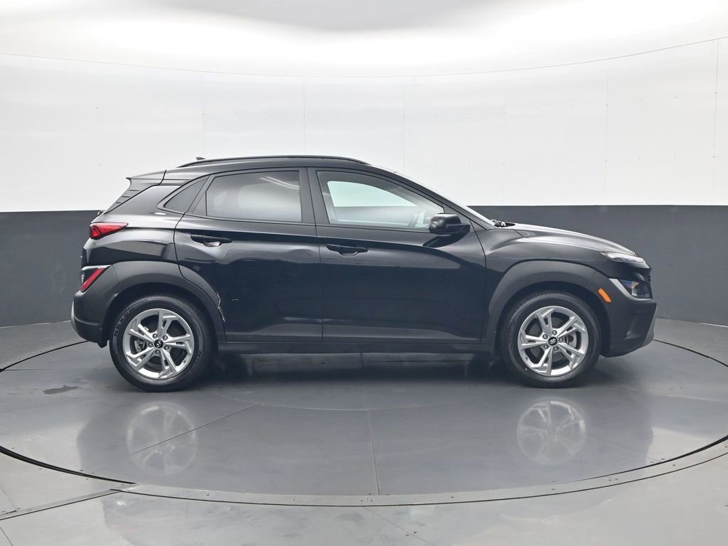 Certified 2023 Hyundai Kona SEL AWD/4WD image 4