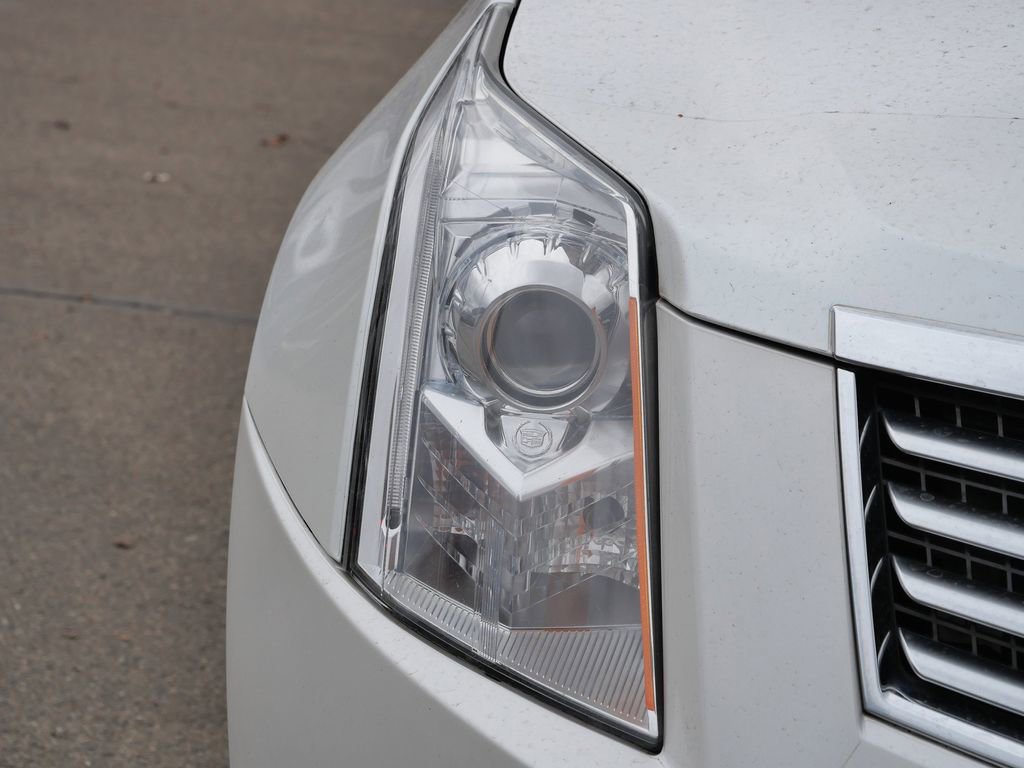 Used 2015 Cadillac SRX Premium image 3