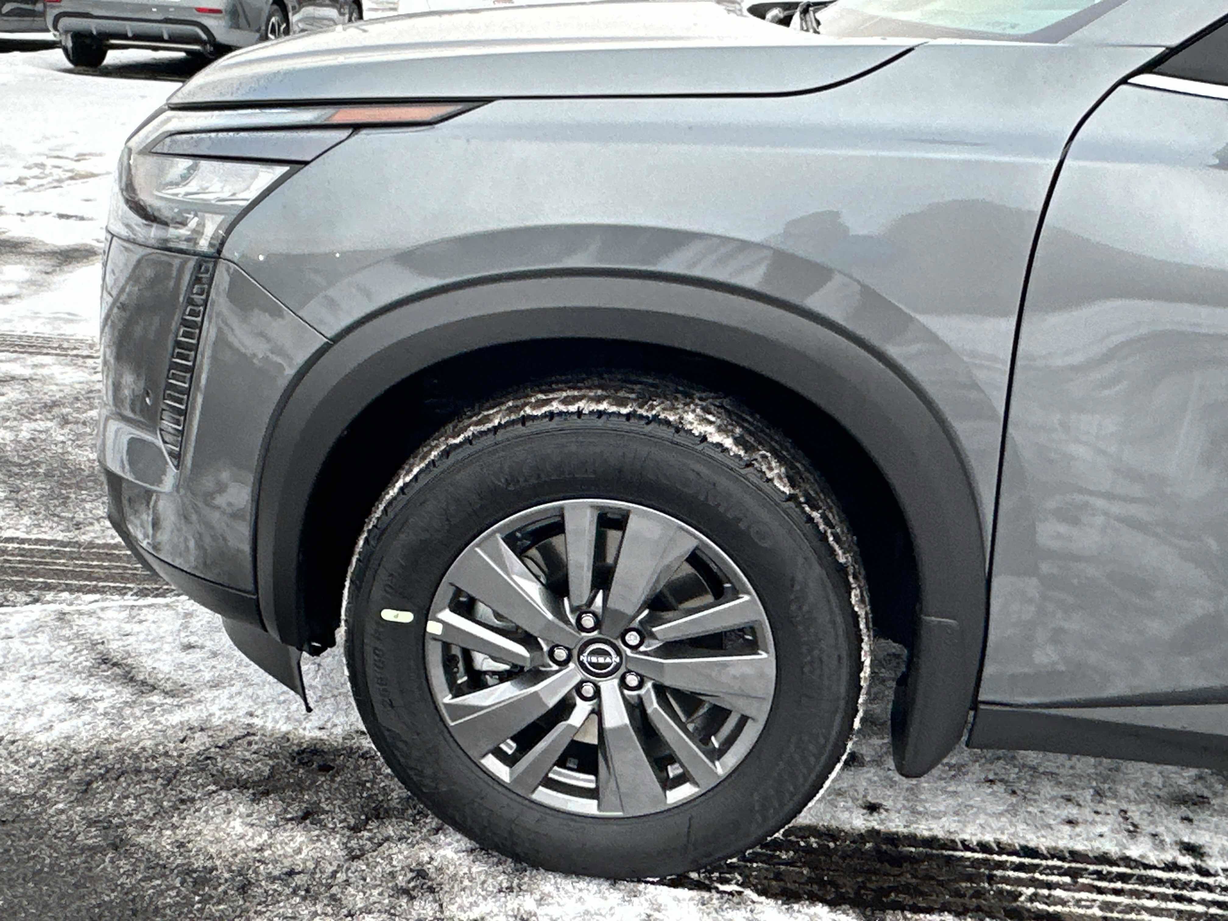 New 2026 Nissan Pathfinder SV image 7