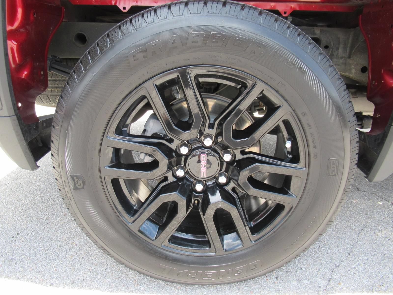 Used 2024 GMC Sierra 1500 Elevation RWD image 8